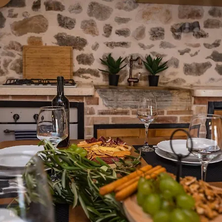 Stone Miandri Villa Sukošan