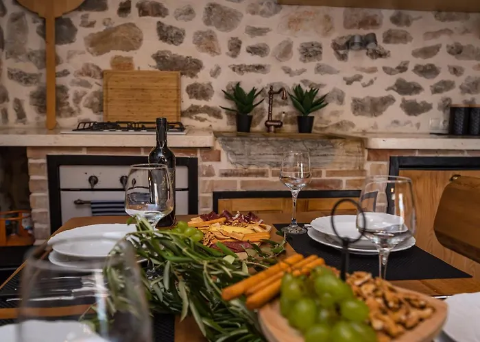 Stone Miandri Villa Sukošan