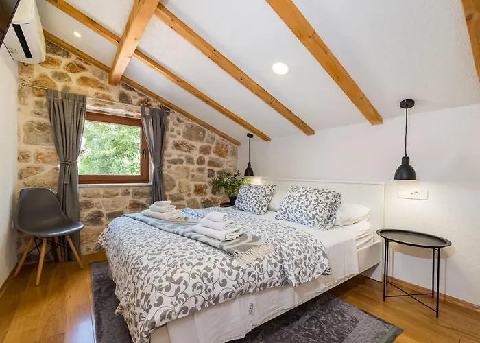 Stone Miandri Villa *