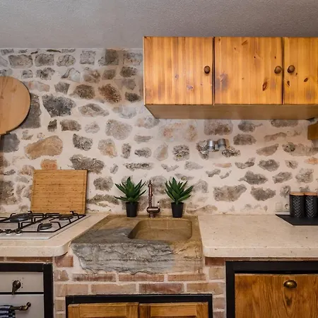 Stone Miandri * Sukošan