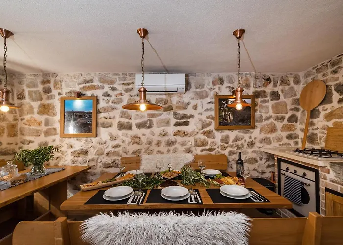 Stone Miandri Вилла