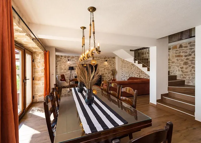 Вилла Stone Miandri