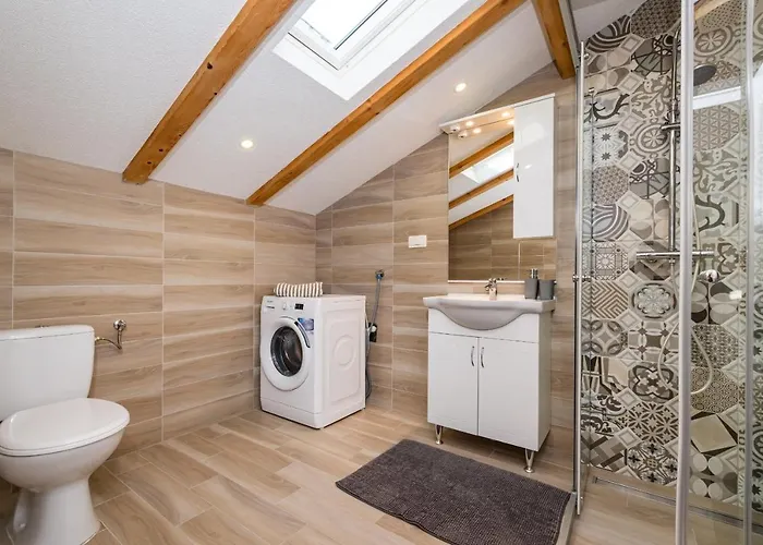 Stone Miandri * Сукошан