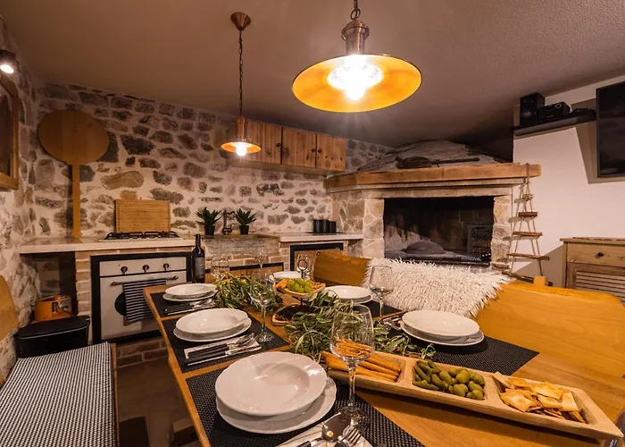 Stone Miandri Сукошан