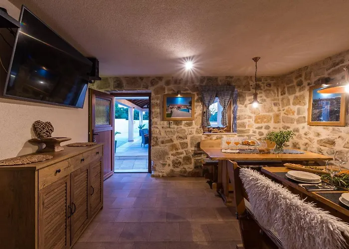 Вилла Stone Miandri *