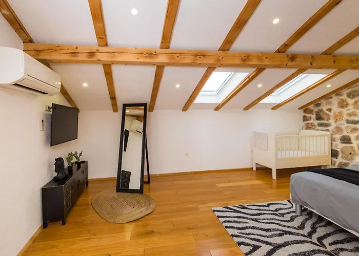 Вилла Stone Miandri *