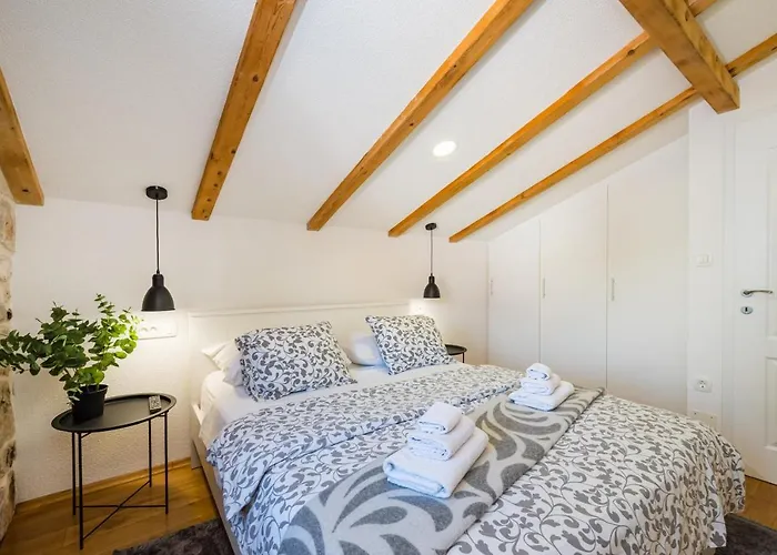 Stone Miandri * Сукошан