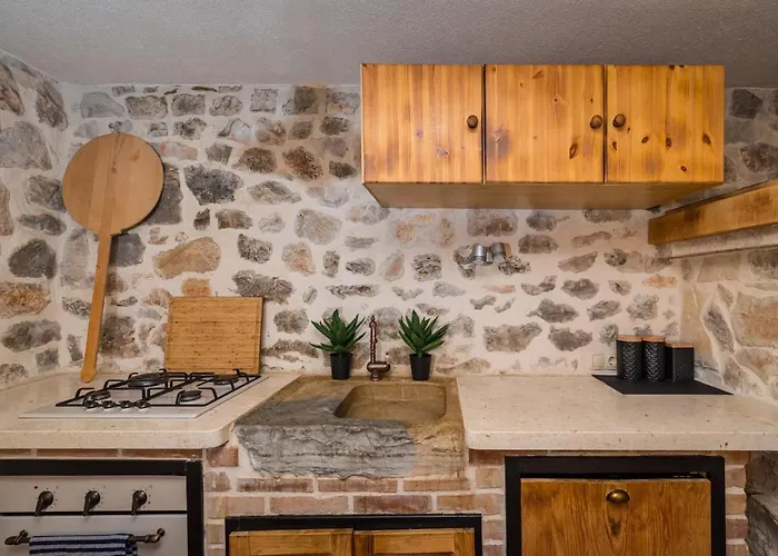 Stone Miandri * Сукошан